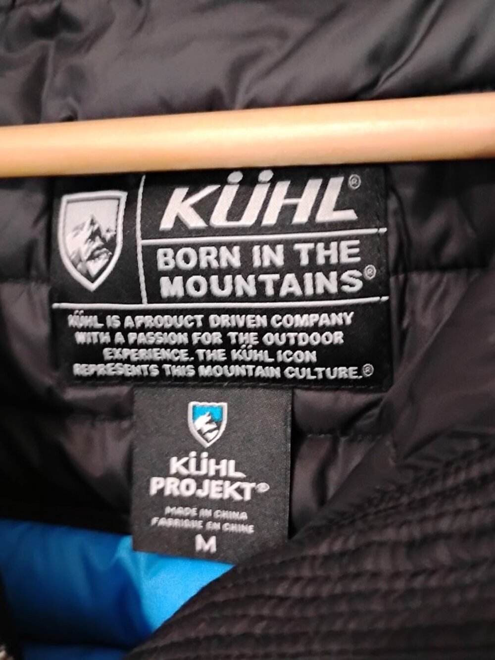 Kuhl Women's Black Sleeveless Hooded Insulated Projekt Puffer Vest Size M - Picture 3 of 4
